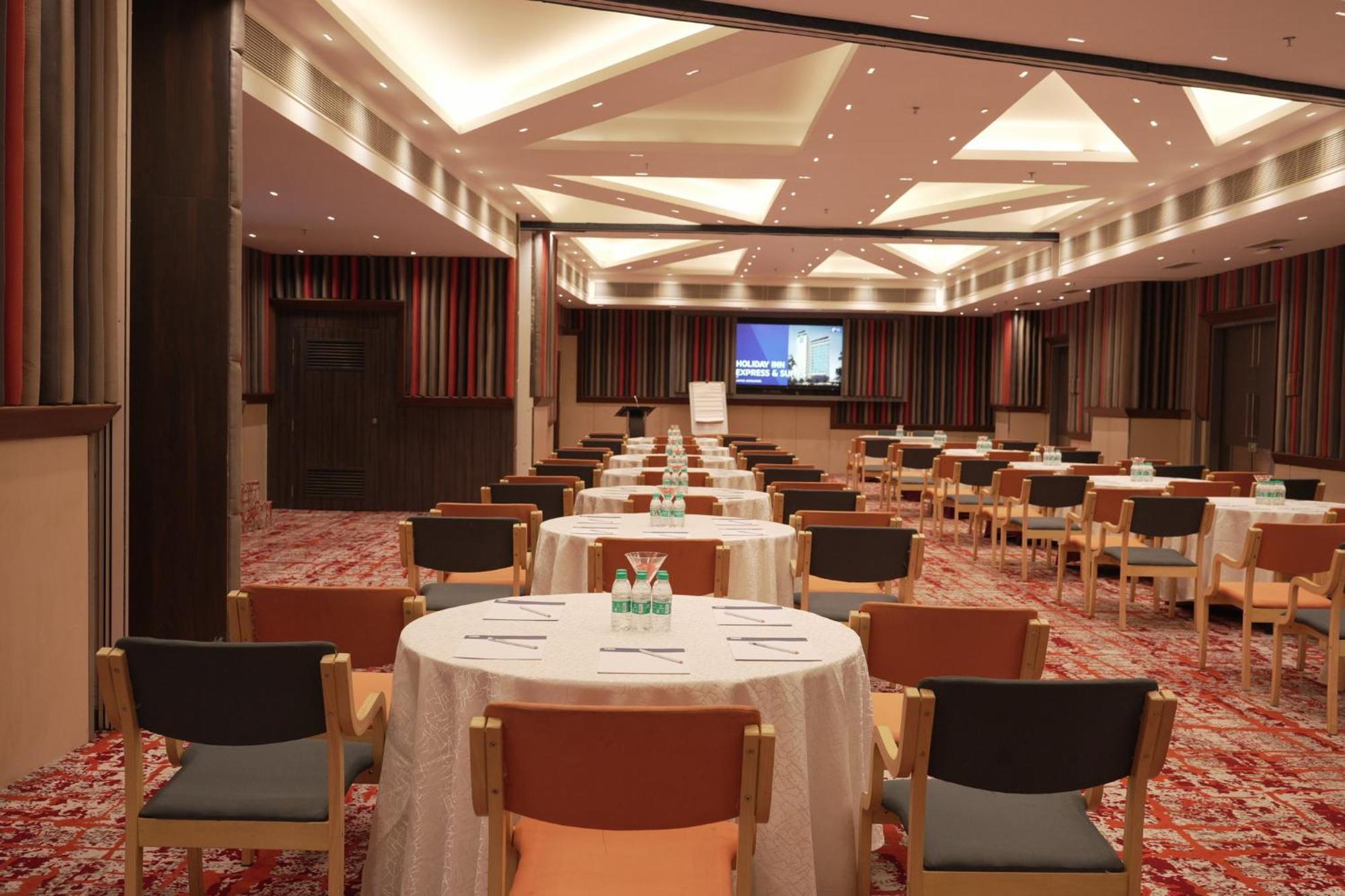 Holiday Inn Express & Suites Jaipur Gopalpura 外观 照片